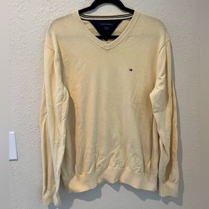 Tommy Hilfiger SOFT! women’s yellow v-neck sweater | LARGE